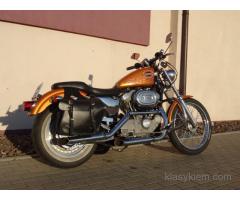 Harley Sportster 883.